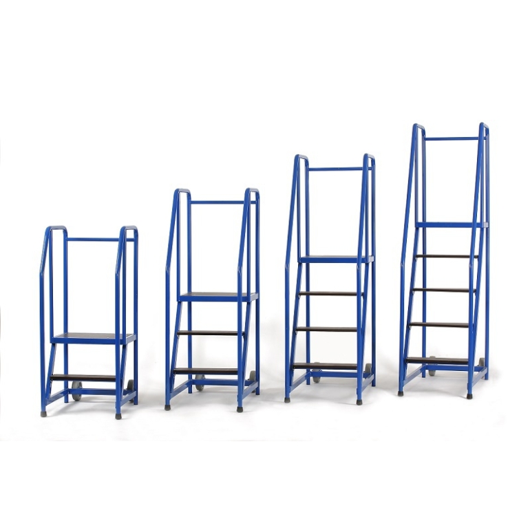 Trapladder met platform verschillende hoogtes Trapladder met platform verschillende hoogtes