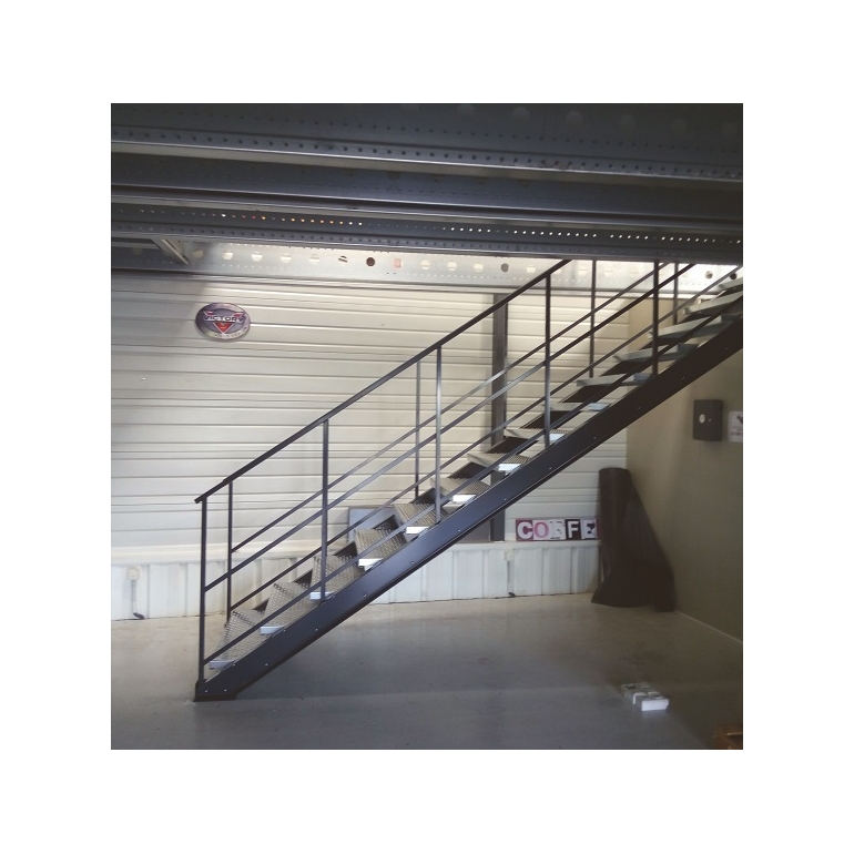 Escalier en métal